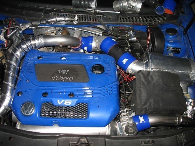 What was the first production car to feature VW's 2.3L VR5 engine?