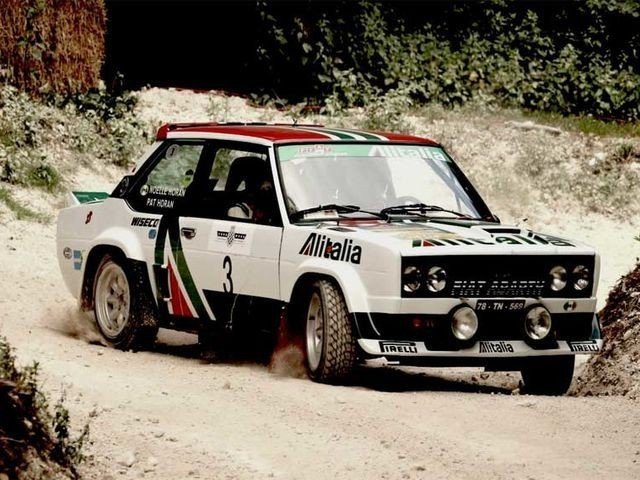 How many times did the Fiat 131 Abarth win the WRC Manufacturers championship?