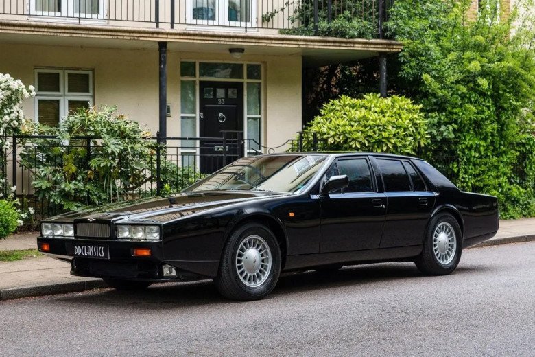 Aston Martin Lagonda, 1990, TBC miles, £94,950