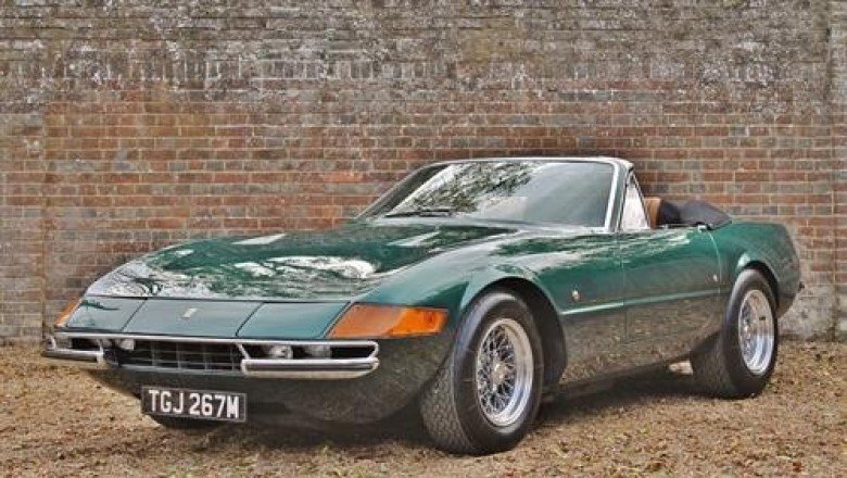 PAIR OF FANTASTIC FERRARIS LEAD THE NEC CLASSIC MOTOR SHOW SALE