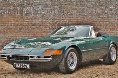 PAIR OF FANTASTIC FERRARIS LEAD THE NEC CLASSIC MOTOR SHOW SALE