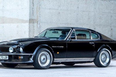 Featured Auction - 1988 Aston Martin V8 Vantage X-Pack Sports Saloon