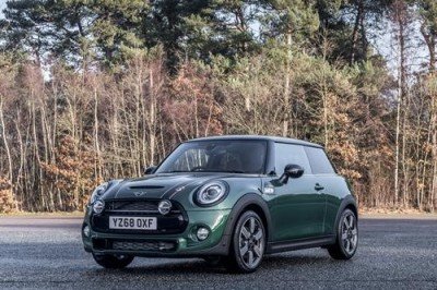 CELEBRATING 60 YEARS OF AN ICON: THE MINI 60 YEARS EDITION