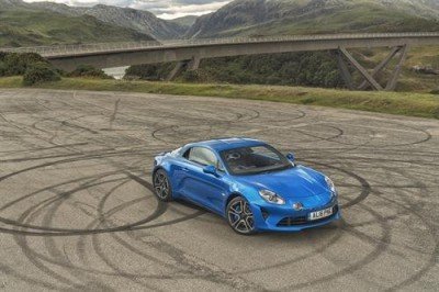 ALPINE A110 NAMED SPORTS CAR OF THE YEAR AT 2019 WHAT CAR? AWARDS