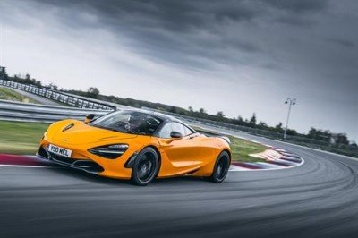 McLAREN 720S CONTINUES TO IMPRESS; NAMED 2019 WORLD PERFORMANCE CAR BY WORLD CAR AWARDS JURORS