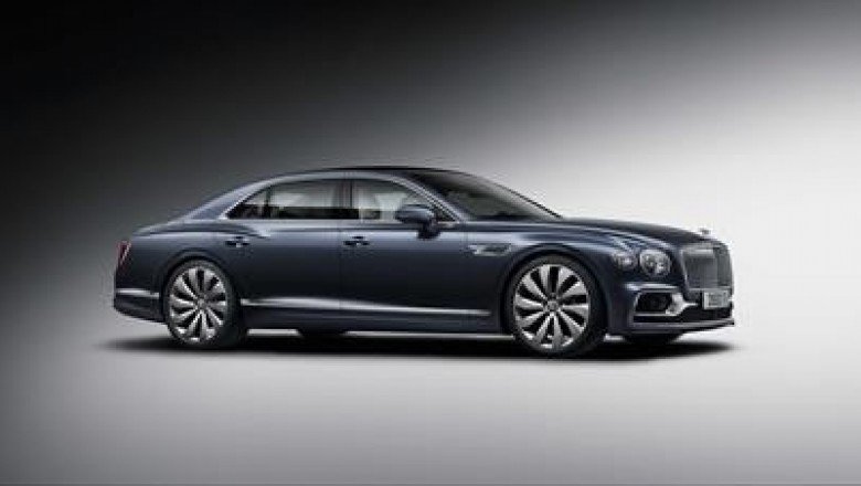 ALL-NEW BENTLEY FLYING SPUR - SPORTS SEDAN MEETS LUXURY LIMOUSINE