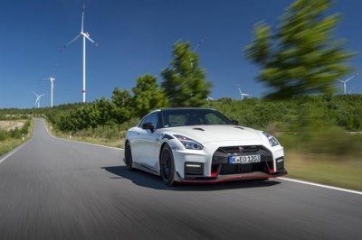 2020 NISSAN GT-R NISMO LANDS IN THE UK