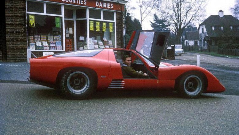 Bruce McLaren's Vision: The McLaren M6 Road-Going Sports Car