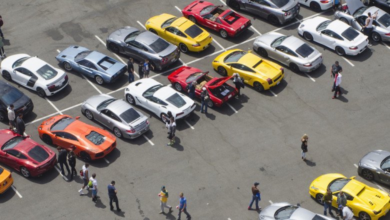 How can you sell your car for cash after buying it from an auction house?