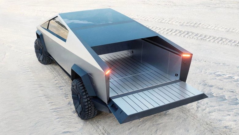 Cybertruck Shows Up In LA With Tesla Chief Designer In Tow, Giving Hope For Production