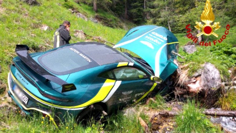 Driver wipes out £170k supercar on mountain pass and amazingly walks away