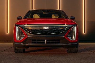 Ford CEO on Cybertruck, Rivian R2, 2024 Cadillac Lyriq: The Week In Reverse