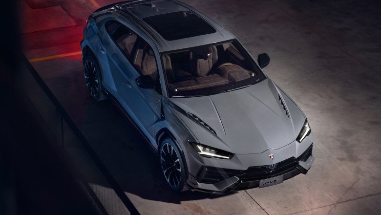 Lamborghini Urus to go hybrid-only in 2024