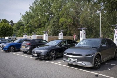 Motorists pledge to buy electric cars despite range anxiety and charging concerns