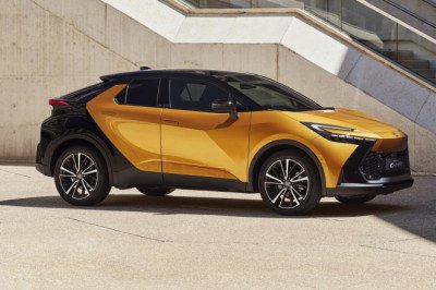 New Toyota C-HR revealed with funky two-tone look