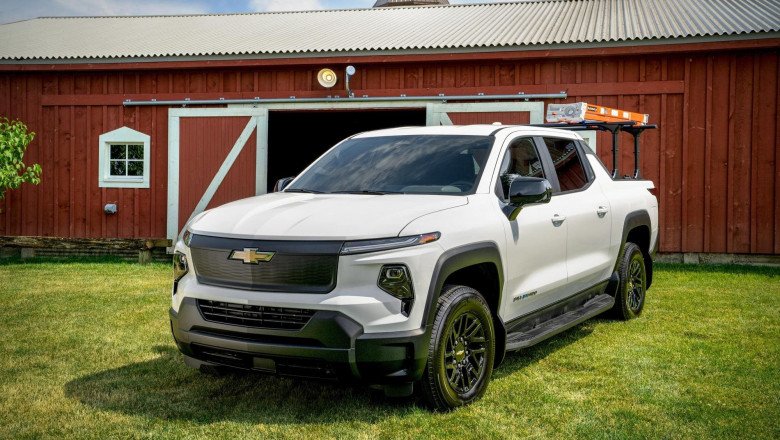 Taking A Quick Spin In The 2024 Chevrolet Silverado EV Work Truck