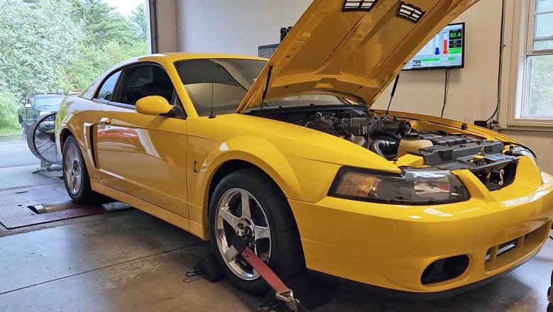 Watch And Listen As 2004 Mustang SVT Cobra Screams To 500 HP On Dyno