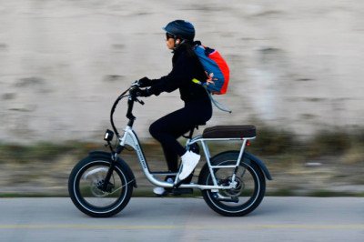 Why I’m Ignoring The E-Bike Craze—And It’s Not Because Their Batteries Are Exploding