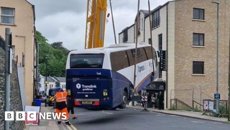 Londonderry: Another stuck bus sparks calls for better signs