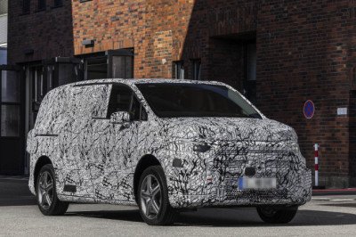 Mercedes-Benz Van.EA prototypes out testing
