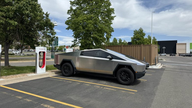 Tesla recalls 27,185 Cybertrucks due to rearview camera image delay