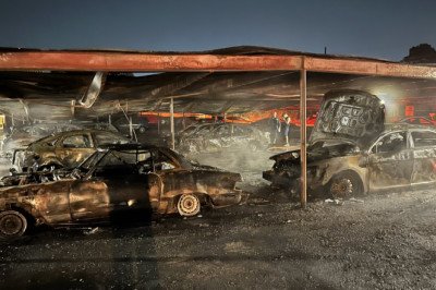 More Than 30 Cars Destroyed In Houston Parking Lot Blaze Including Classic Mercedes-Benz SL