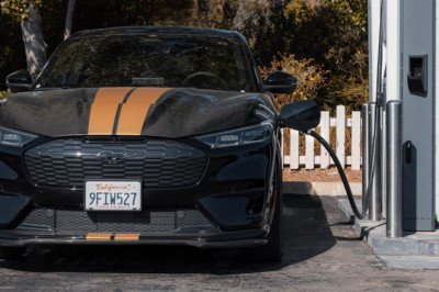Hertz Apologizes For Threatening To Have Customer Who Drove 25,000 Miles In Rental Car Arrested