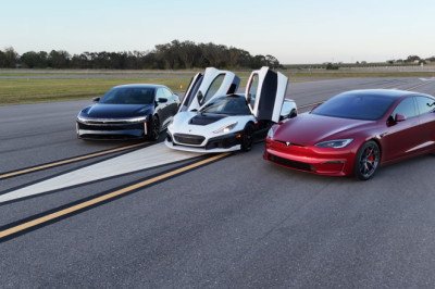 Watch A Drag Race Between (3 Of) The Quickest Production Cars On Earth