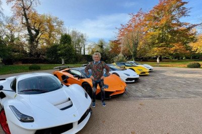 Sir Rod Stewart considers selling his Italian supercar collection over huge potholes outside his £4.6m mansion - amid long-running row with council over state of the roads