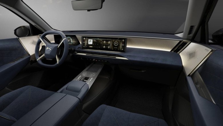 DS N°8 (Yes, That's The Name) Has An Interior Fit For Barbarella With A Headcrab Steering Wheel