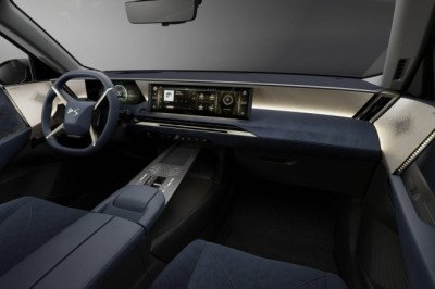 DS N°8 (Yes, That's The Name) Has An Interior Fit For Barbarella With A Headcrab Steering Wheel