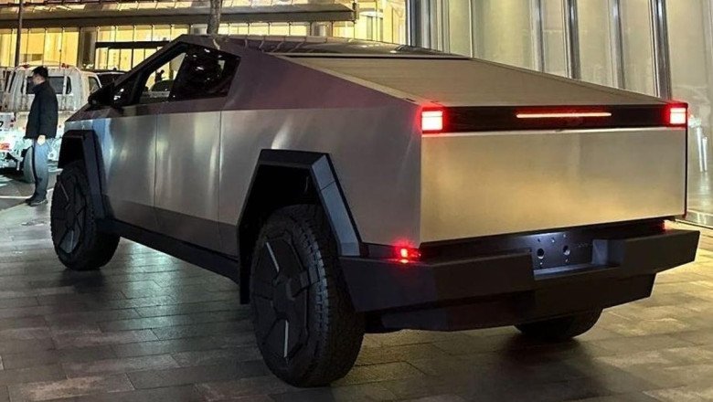 Tesla Recalls Cybertruck For The 7th Time Because The TPMS Warning Light Might Not Actually Warn Drivers