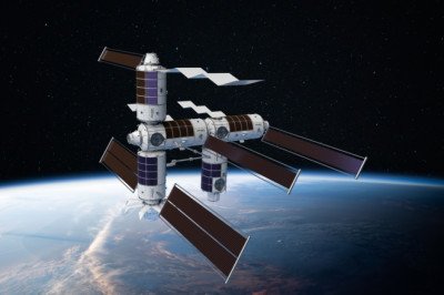 Private Space Station Set To Break Free From ISS 2 Years Early