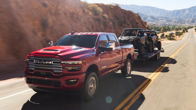 2025 Ram Heavy Duty Trucks Keep The Hemi, Improve The Cummins Diesel And Jump On The Split Headlight Trend