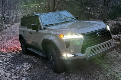 Lexus GX Owners Report Plastic Trim Melting Like Chocolate In The Sun