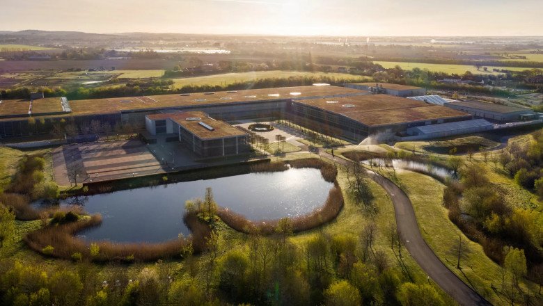 Rolls-Royce invests $370M to build more bespoke luxury cars
