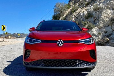 Volkswagen Kicks Off The 2025 EV Price Wars With $149 A Month Lease On An ID4