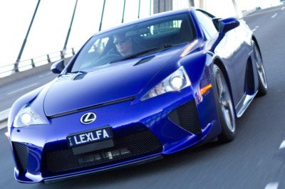 Spend 3 Hours Listening To The Lexus LFA’s V10 Roar