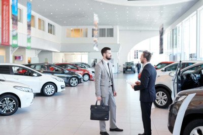 7 Factors To Consider While Buying a New Car