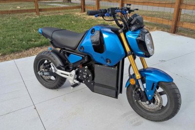 A Crystal Ball Told Me This 100 MPH EV-Swapped Honda Grom Will Be My Demise