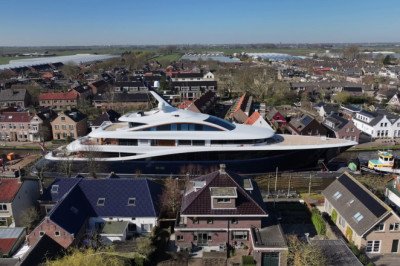 You'll Never Experience Stress Like Towing Lawrence Stroll's Enormous Yacht Through Tiny Dutch Canals