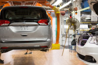 The Only Plant In The World Still Building Chryslers Is Going To Shut Down For A While