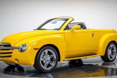 A Callaway Supercharger Fixes The Chevrolet SSR's One Single Flaw: Not Enough V8 Power
