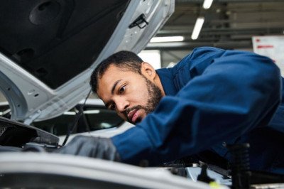 'I'm a mechanic - always leave this job to the experts to avoid huge damage'