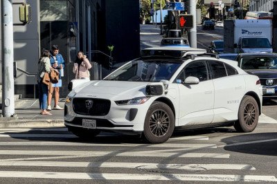 Waymo Gets Stuck In LA Chick-Fil-A Drive-Through, Blocking It Until Closing Time