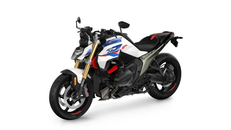 2026 BMW R 1300 R Pairs A Bigger Boxer With KTM Styling Cues