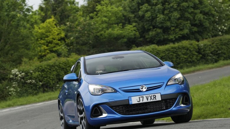 Used car expert shares forgotten hot hatch with power and practicality for £2.5k
