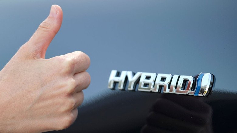 Hybrids stay on sale until 2035 - these are the most reliable ones in showrooms now