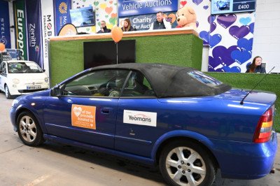 Car dealers raise £38,000 for charity via special sale at Shoreham Vehicle Auctions