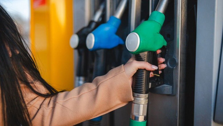 Petrol and diesel owners told to never fill up car after 5pm